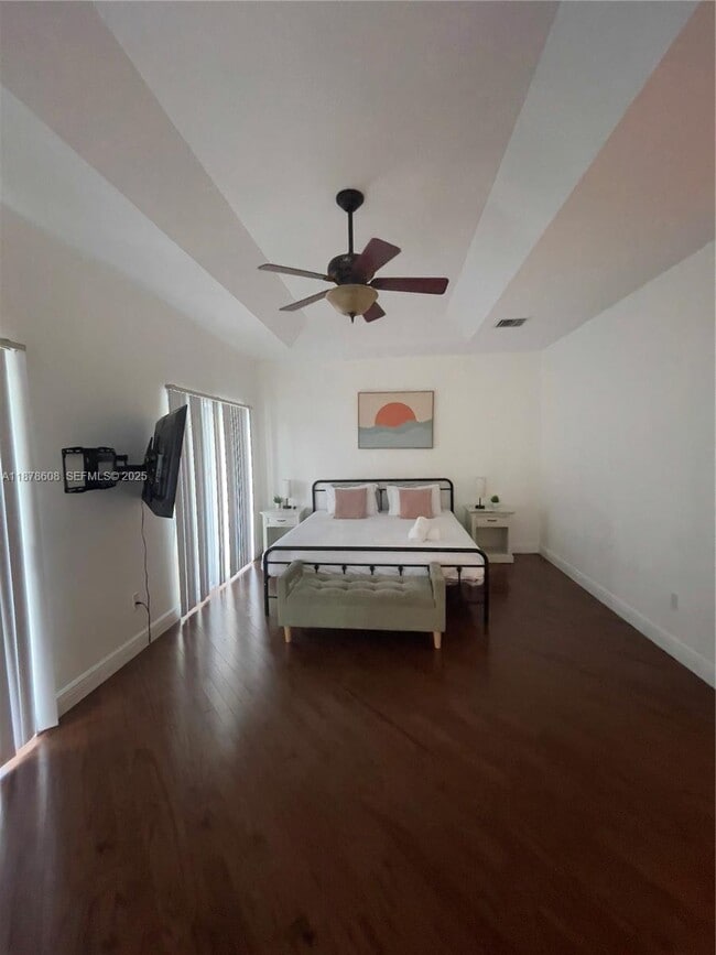 Building Photo - 3470 NW 17th Terrace