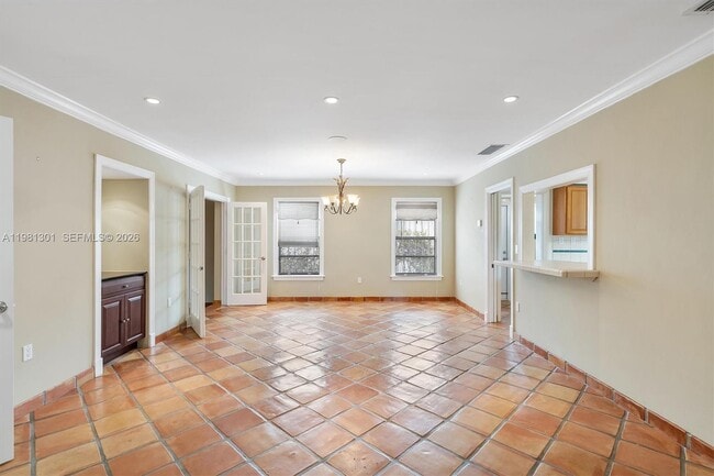 Building Photo - 300 187th St