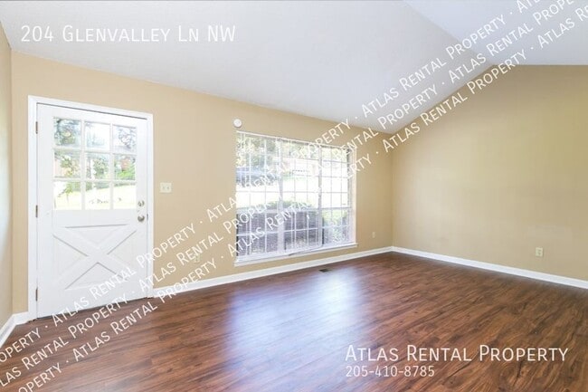 Building Photo - 204 Glenvalley Ln NW