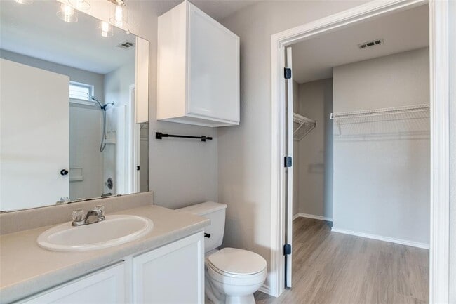 Building Photo - 13145 Briarcreek Loop