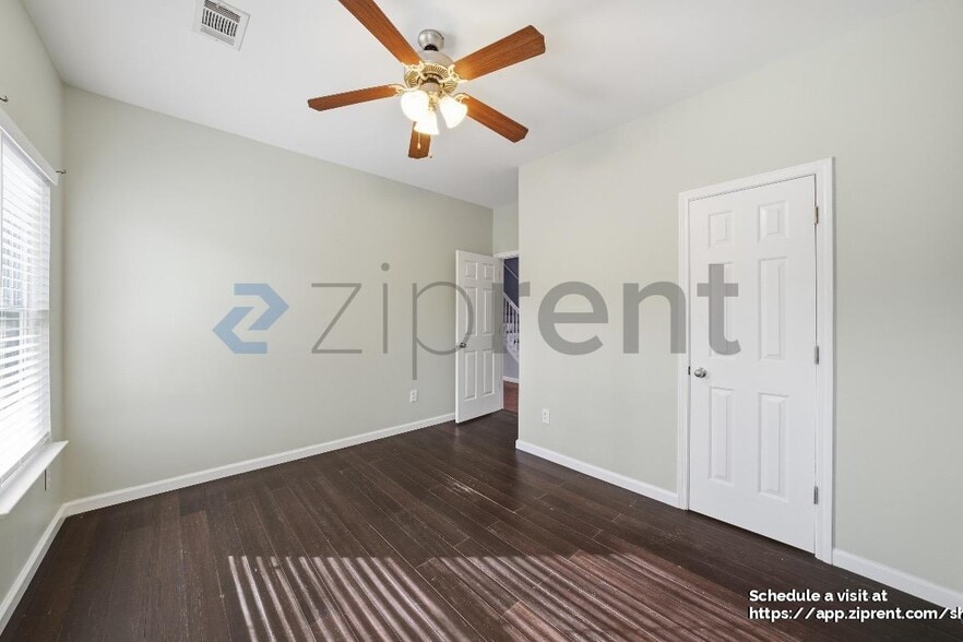 Building Photo - 1305 Rockbass Rd