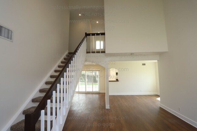 Building Photo - 25502 McIntyre St