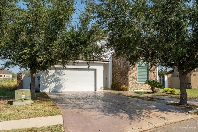Building Photo - 26 El Jardin St