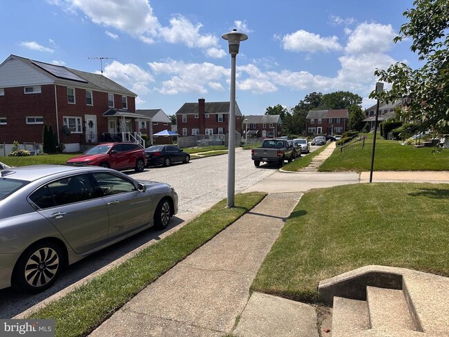 Building Photo - 6518 Belle Vista Ave