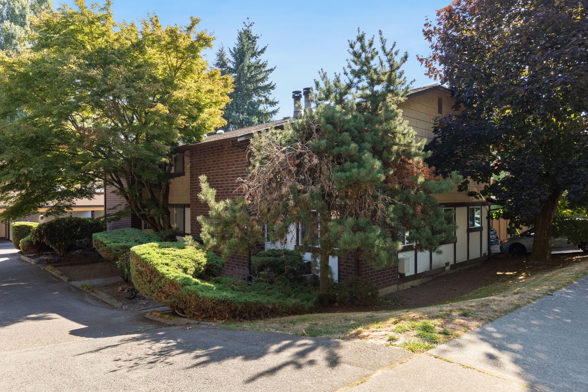 Building Photo - 11334 3rd Ave NE