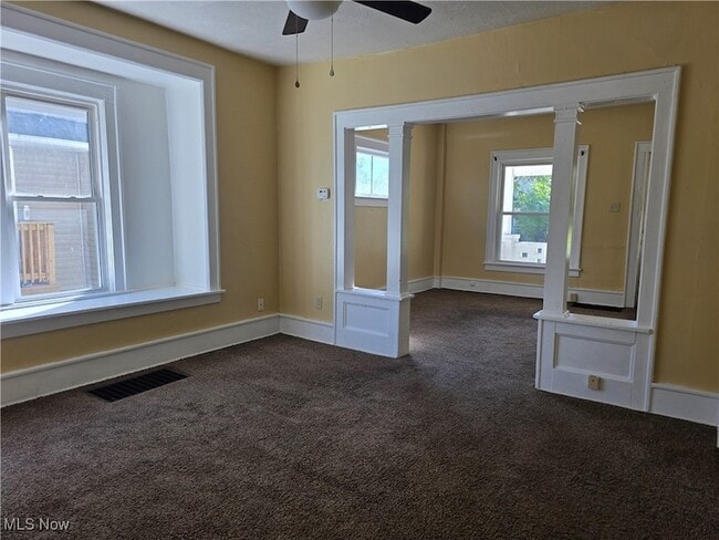 Building Photo - 846 Hunter St NW