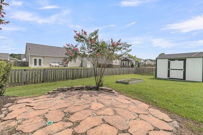 Building Photo - 403 Dovetail Cir