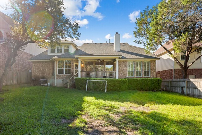Building Photo - 4 Bedroom/3.5 Bath Rogers Ranch Subdivision