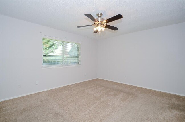 Building Photo - 22706 Coriander Dr