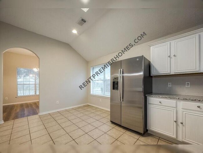 Building Photo - 9035 Melody Park Ln