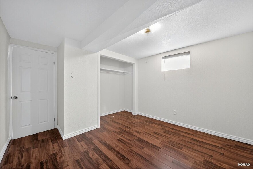 Building Photo - 7882 Elder Cir