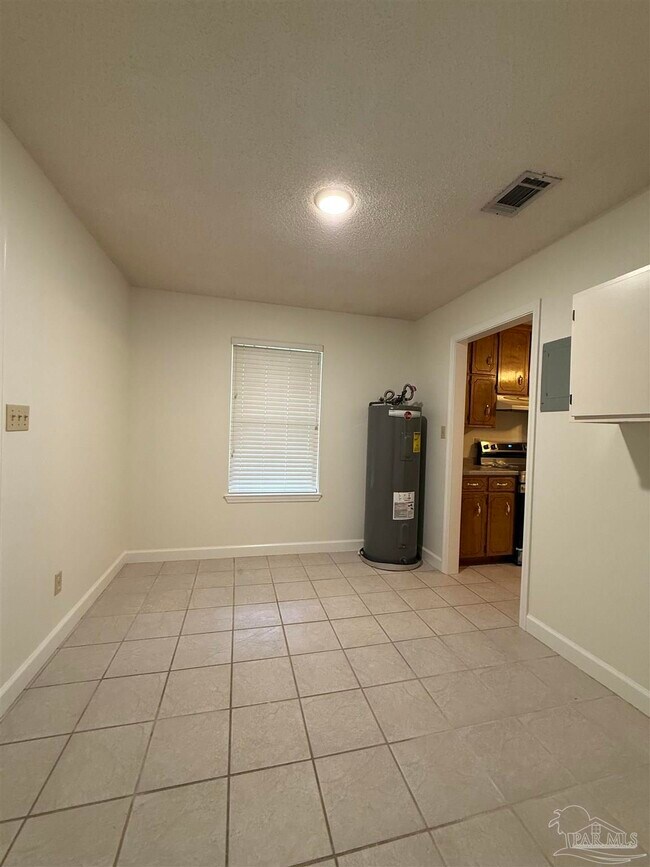 Building Photo - 3521 Sweet Bay Dr