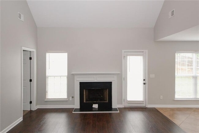 Building Photo - 7000 Lunar Blue Way