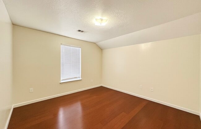 Building Photo - 11910 Fossil Rock Ln
