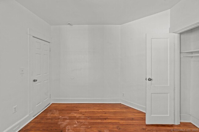 Building Photo - 50 Blake St