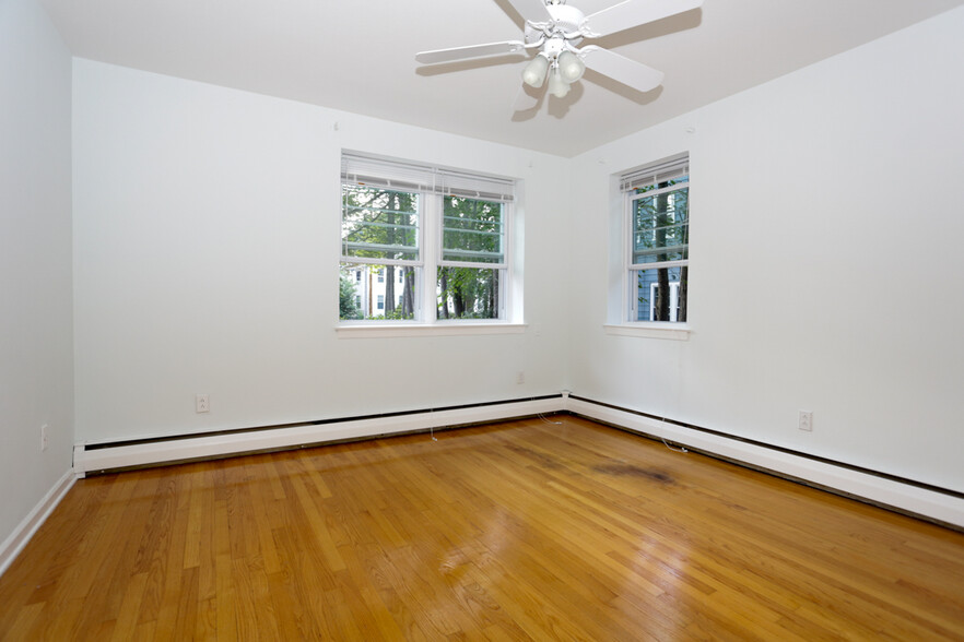 Bedroom 2 - 439 Central Ave