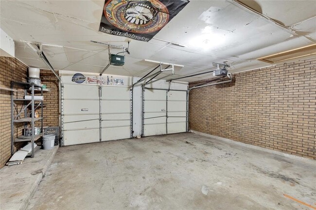 Building Photo - 10407 Button Quail Dr
