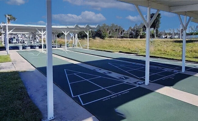 Building Photo - 1601 US-441