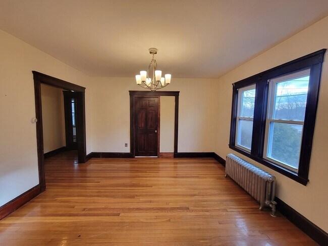 Building Photo - 4765 Washington St