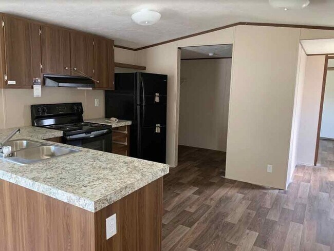 Building Photo - Charming 3BR House in Delco