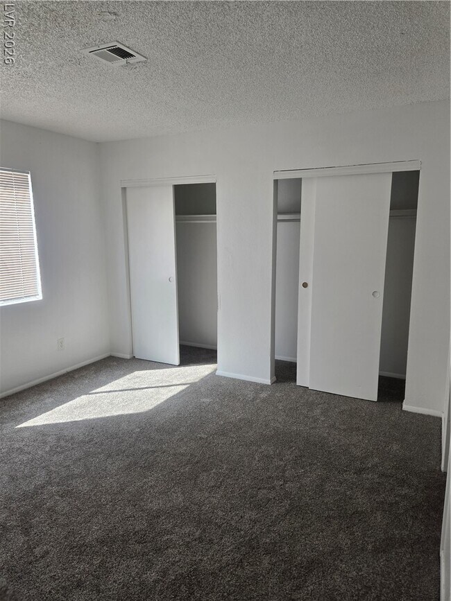 Building Photo - 2841 Wheelwright Dr