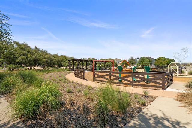 Building Photo - 4138 Maclin Dr