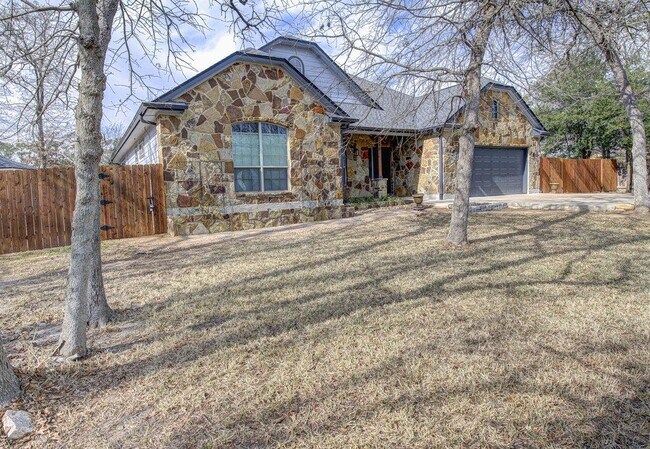 Building Photo - 110 Kou Ct