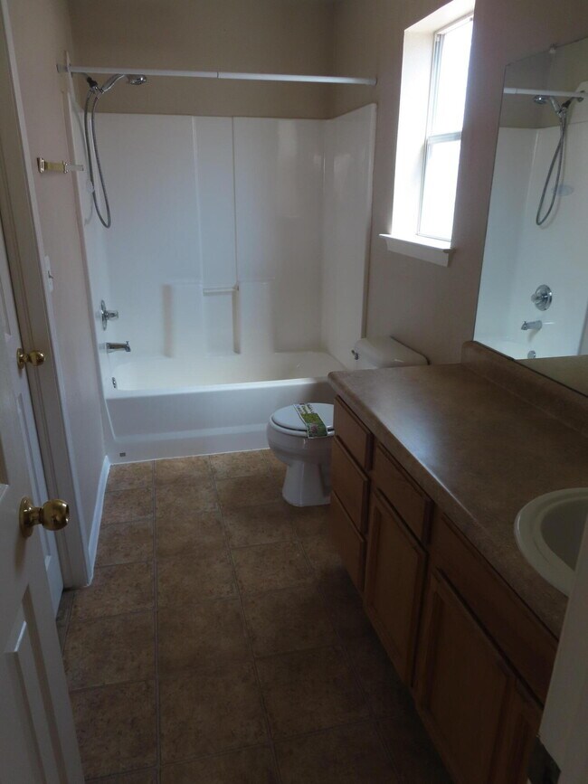 Building Photo - 14246 Gil Reyes Dr