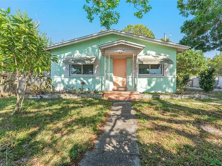 Building Photo - 1604 58th St S