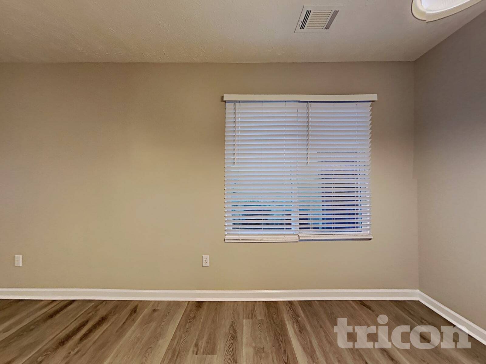 Building Photo - 129 Garden Walk