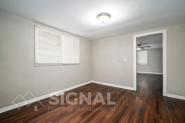 Building Photo - 72 Swindle Dr