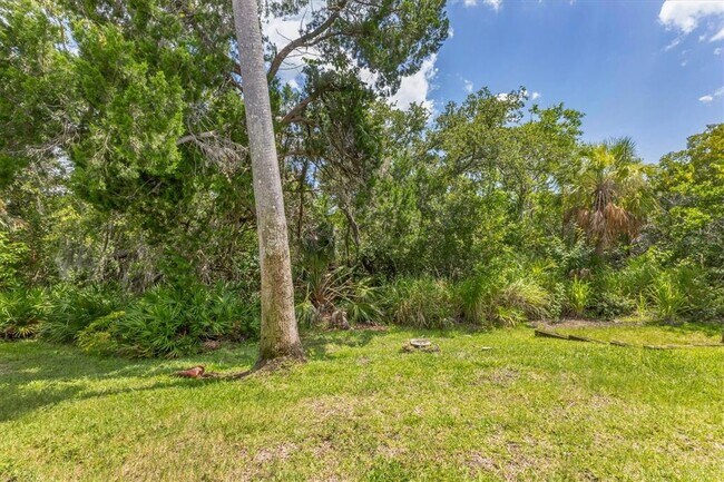 Building Photo - 1711 Starling Dr