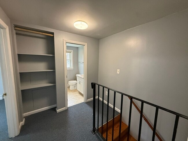 Building Photo - 22A-22B Hadley Road