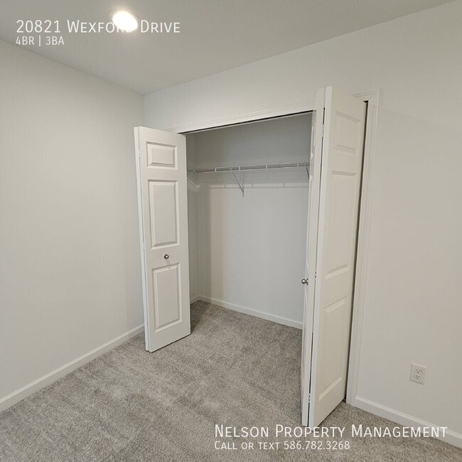 Building Photo - 20821 Wexford Dr