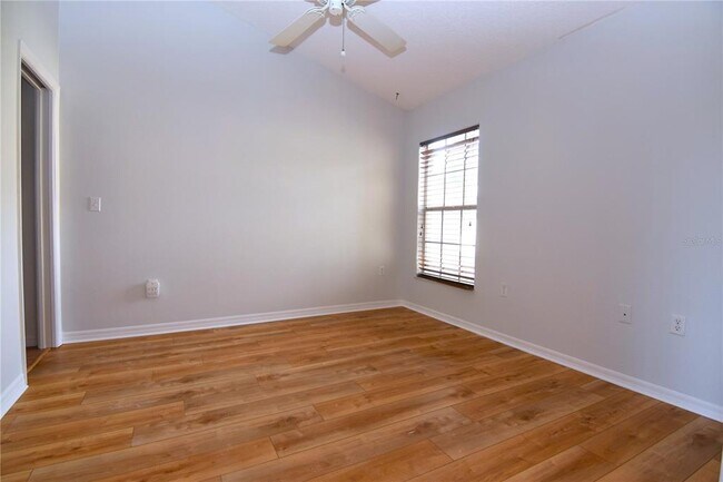 Building Photo - 8355 Glen Rose Way