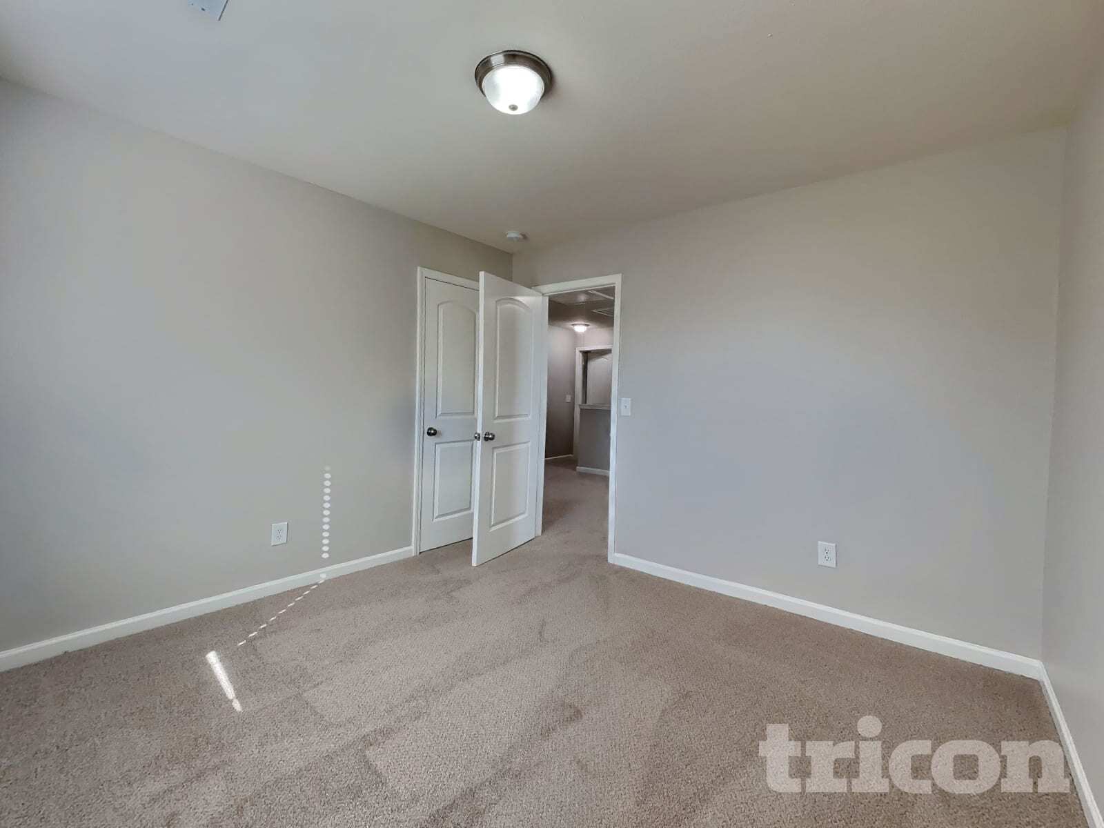 Building Photo - 325 Emilies Crossing Way