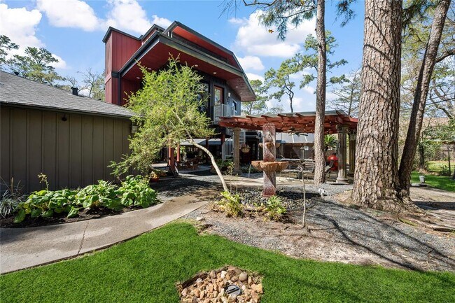 Building Photo - 57 Carolane Trail