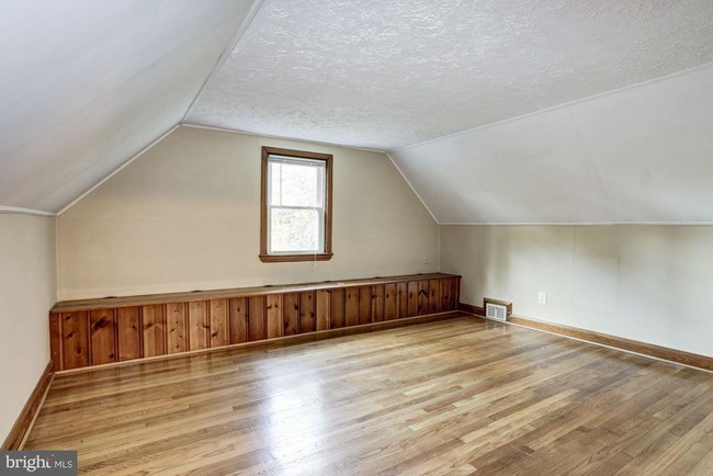 Building Photo - 12730 Scaggsville Rd