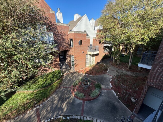 Building Photo - 11842 Taylorcrest Rd