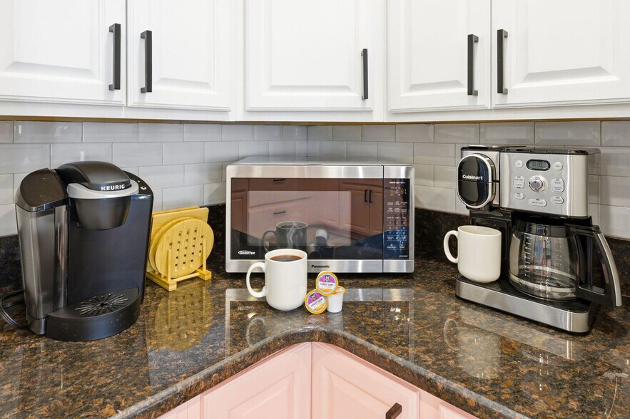 Building Photo - 12299 91st Ave N