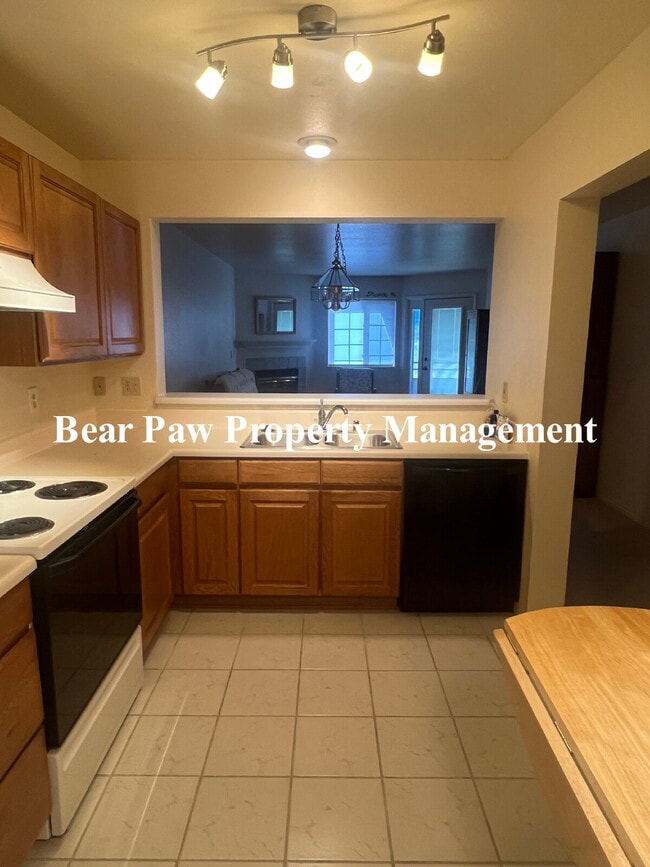 Building Photo - New Lower Price on Two bedroom in Rocky Village 55+ Community!!