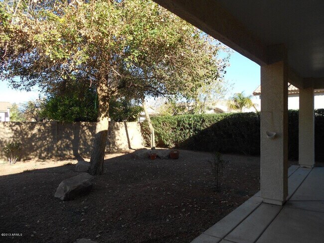 Building Photo - 1802 S Pennington Dr