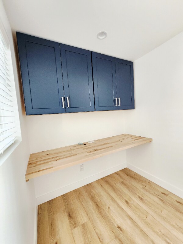 Building Photo - 2407 Abbot Kinney Blvd