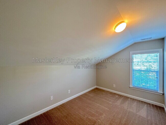 Building Photo - 701 Kirkeenan Cir