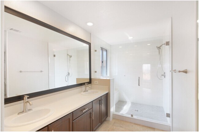 Building Photo - Stunning Home in Laguna Niguel with View!!!!