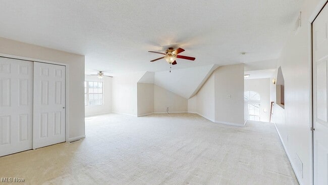 Building Photo - 4586 Creekside Dr