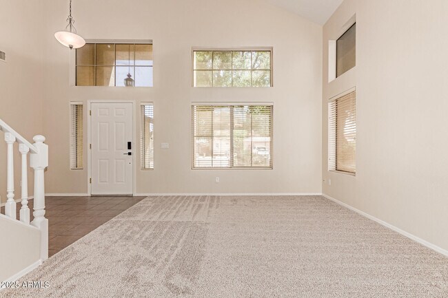 Building Photo - 2302 E Torrey Pines Pl