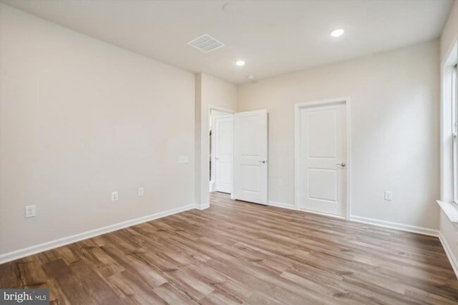 Building Photo - 21812 Hawksbill High Cir