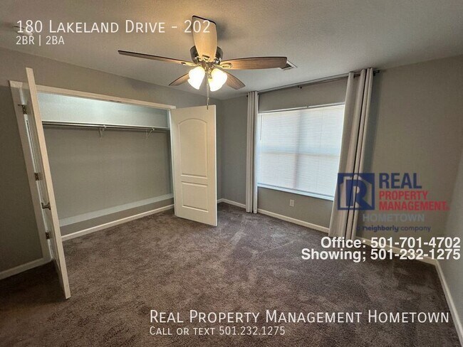 Building Photo - 180 Lakeland Dr