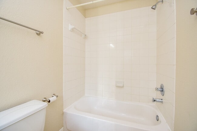 Building Photo - 29223 Legends Bluff Dr